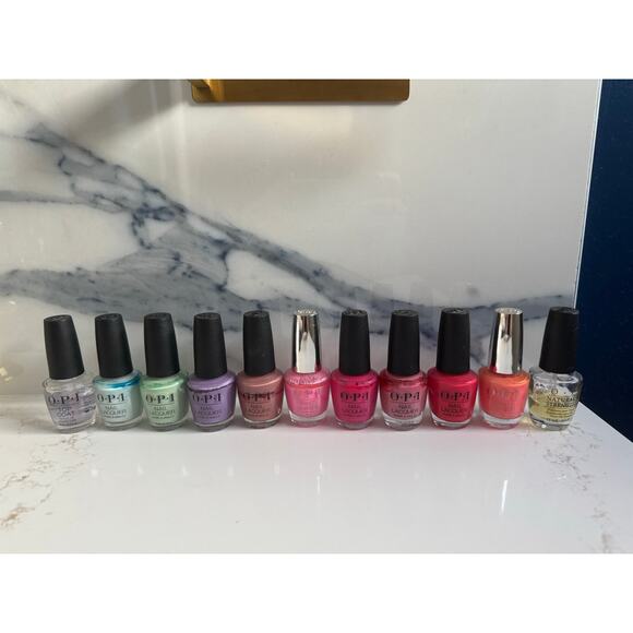 OPI 10 Nail Polish Bundle + Strengthener - Picture 2 of 4